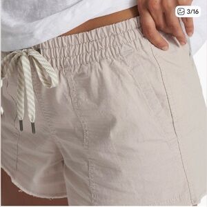 Vuori Ripstop Shorts color Suede (khaki)Women size L VW385